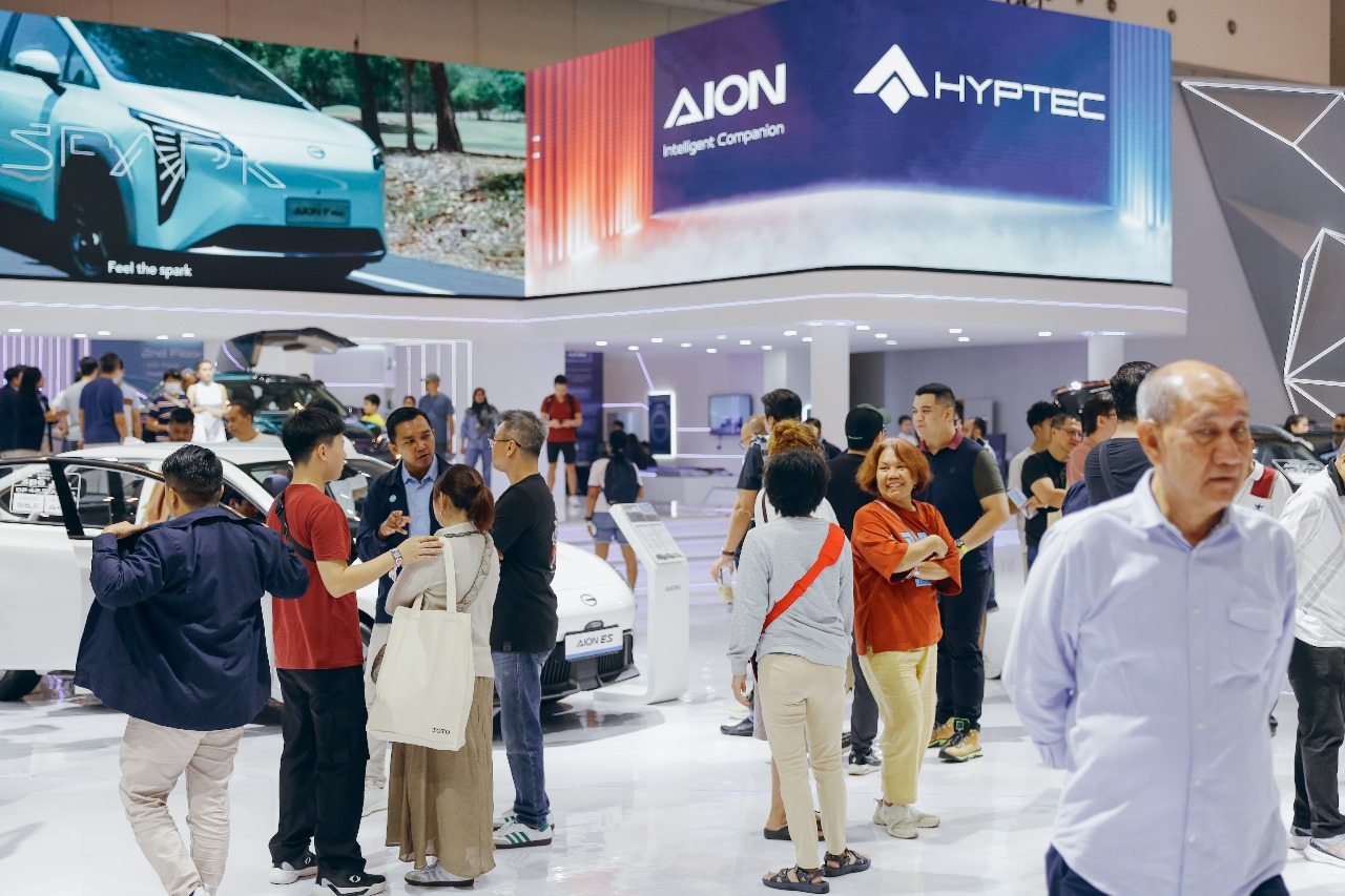 [AION] Antusiasme Pengunjung di Booth AION - GIIAS 2024 (4)